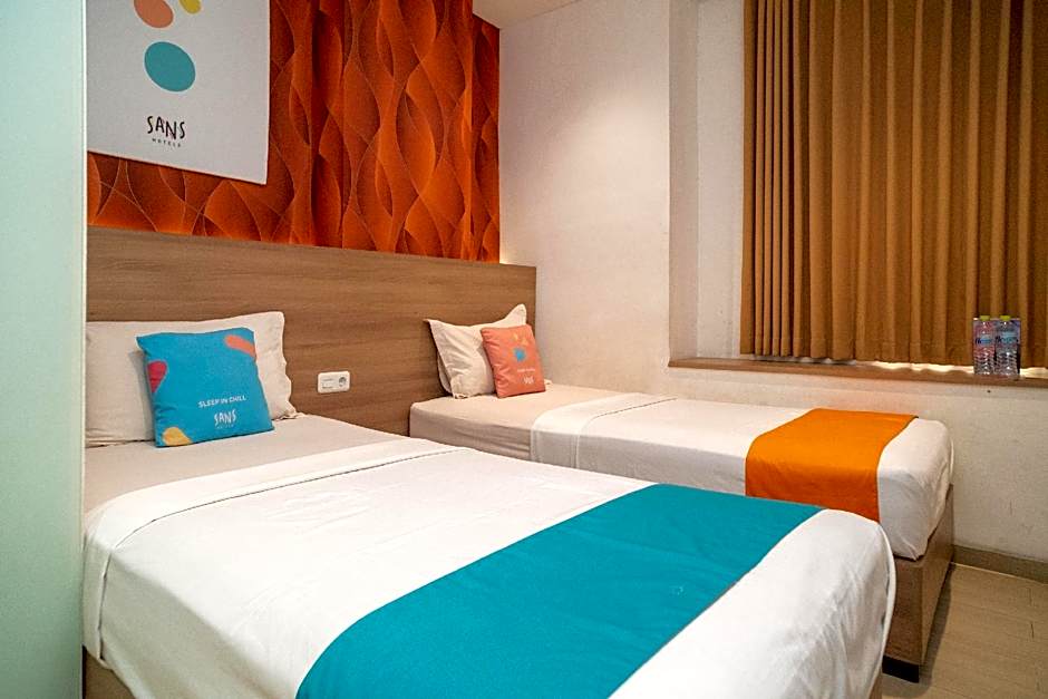Sans Hotel Kupang Indah Surabaya