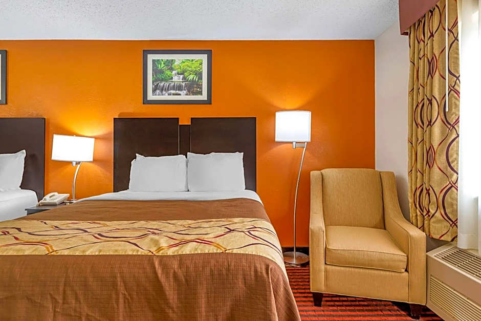 Rodeway Inn Coopersville