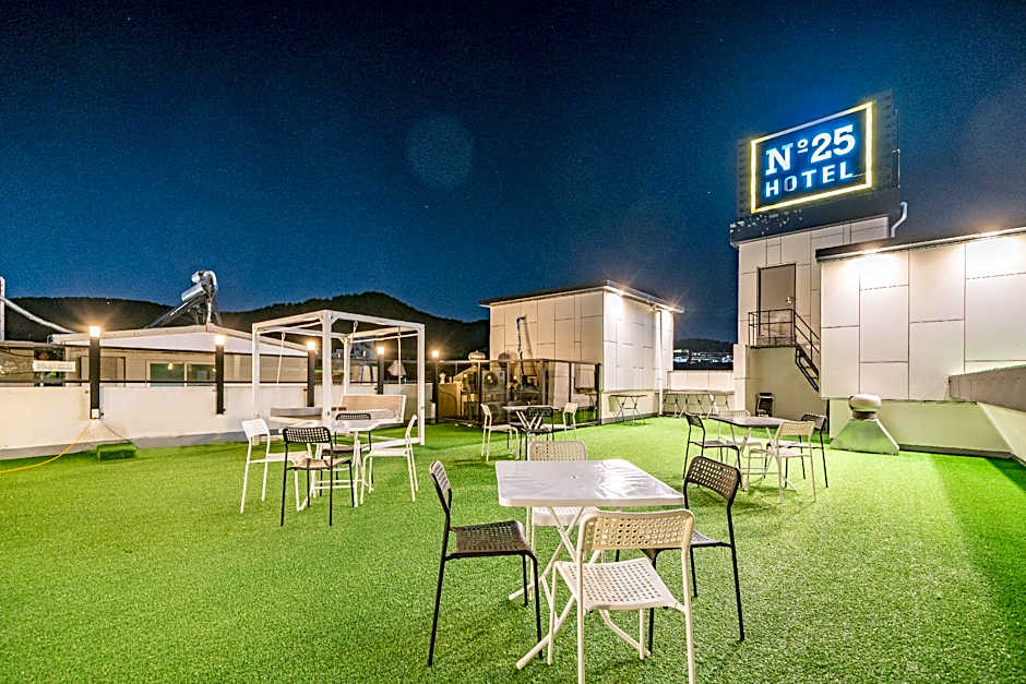 No.25 hotel  Gijangyeonhwari