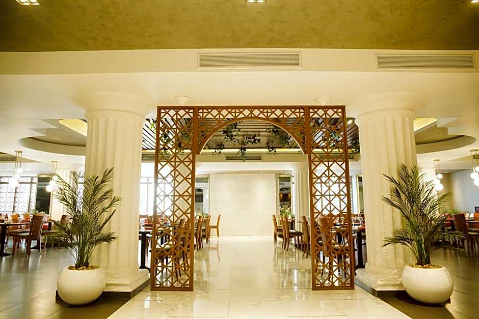 Pyramisa Cairo Suites & Casino Hotel
