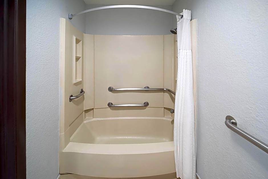 Ramada by Wyndham El Paso