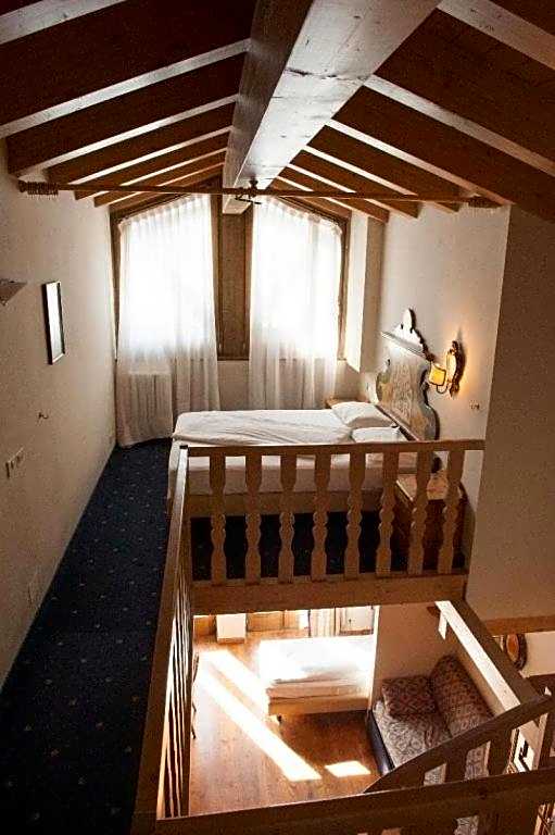Hotel Perla***