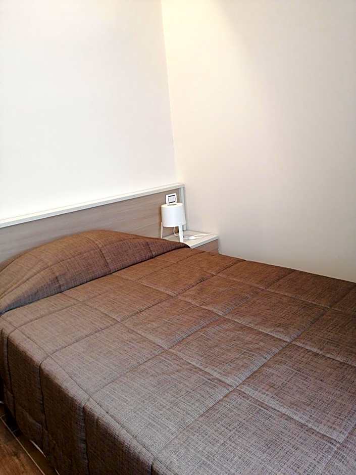Foto 1 von 5 von Single Room with Private Bathroom