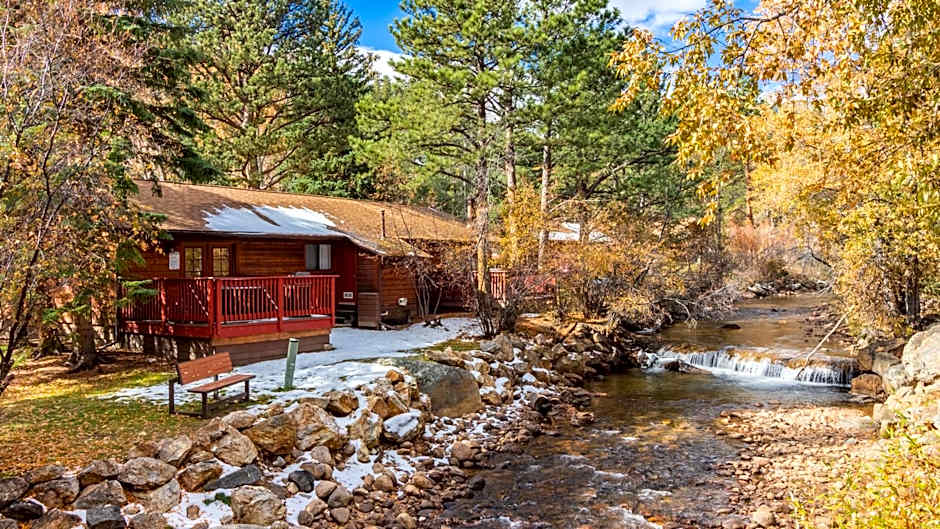 Streamside on Fall River