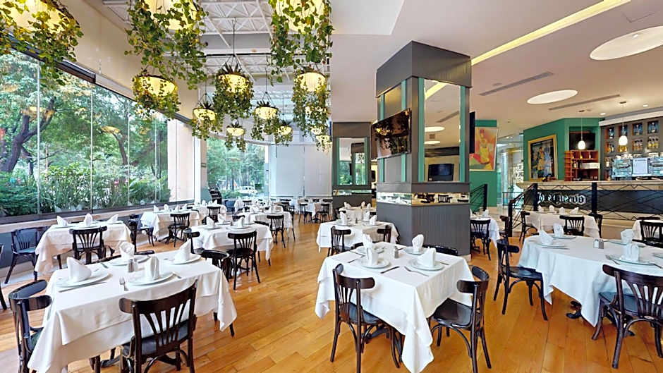 Marquis Reforma Hotel & Spa