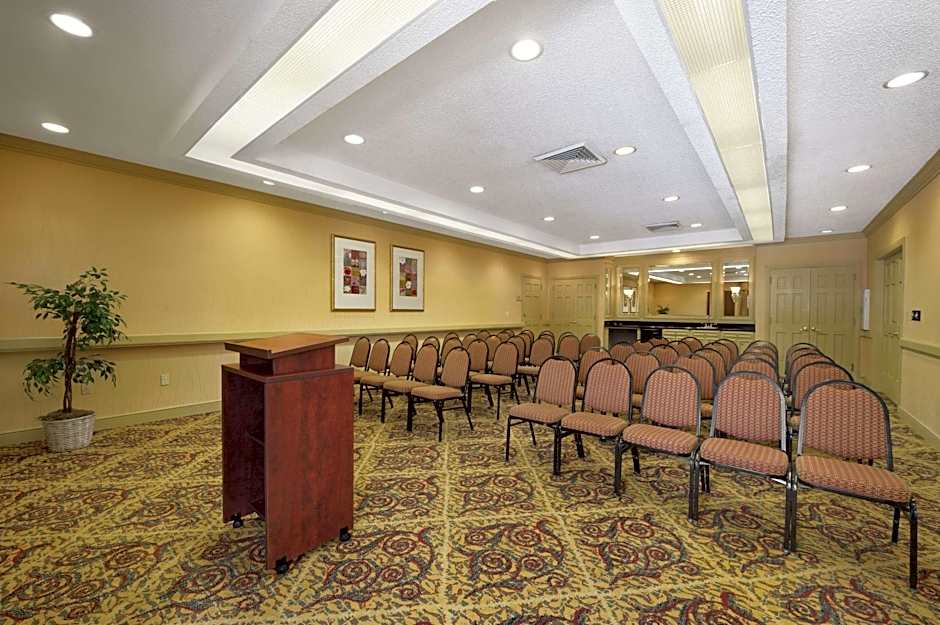 Hawthorn Suites By Wyndham Jacksonville