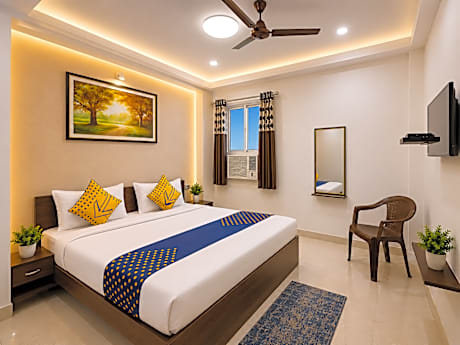Deluxe Air Conditioning Room