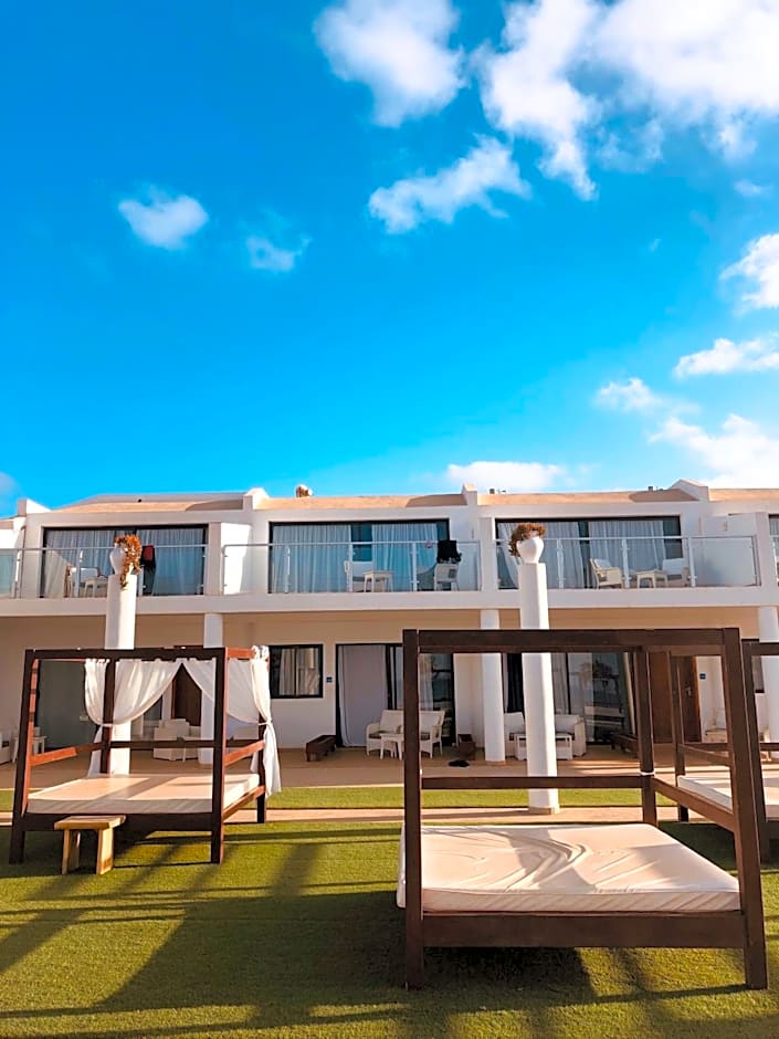 Hotel LIVVO Budha Beach