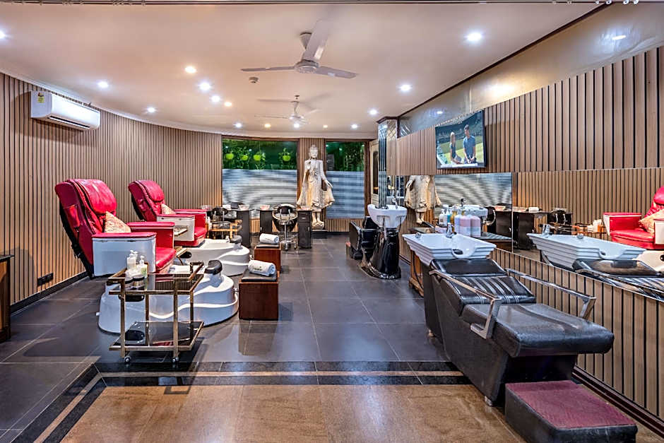 Mayfair Lagoon Hotel