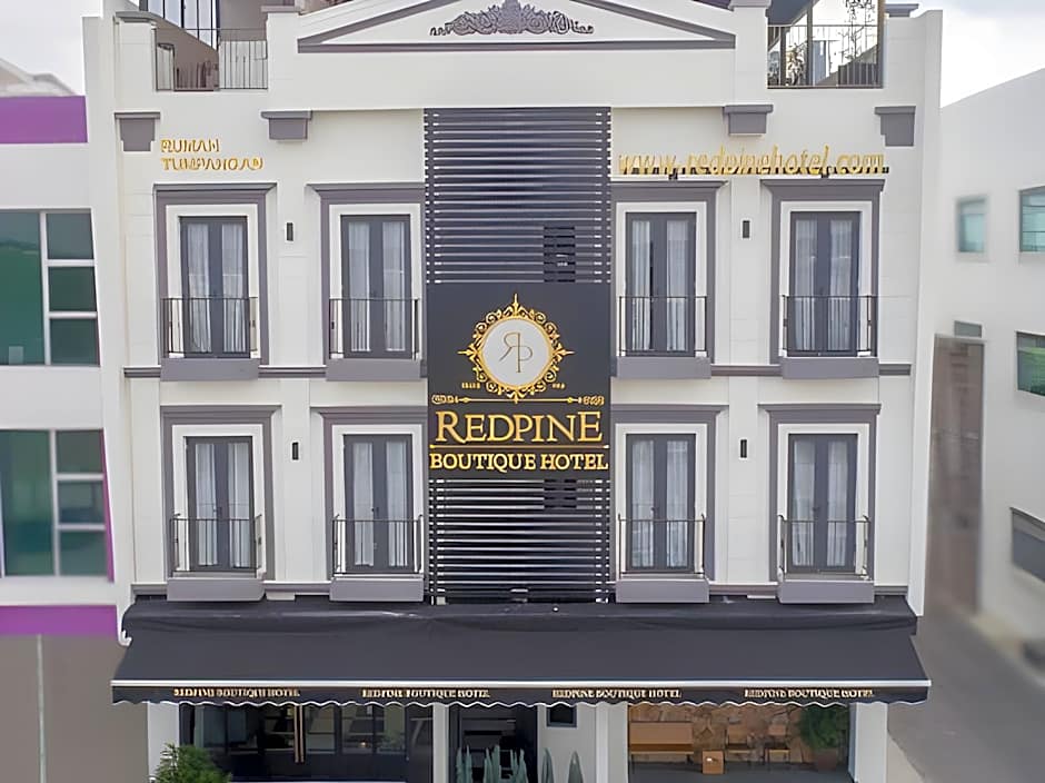 Redpine Boutique Hotel