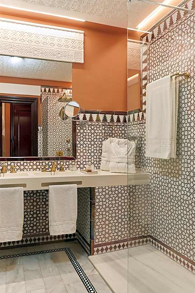 Alhambra Palace Hotel