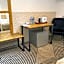 IRIS Aparthotel