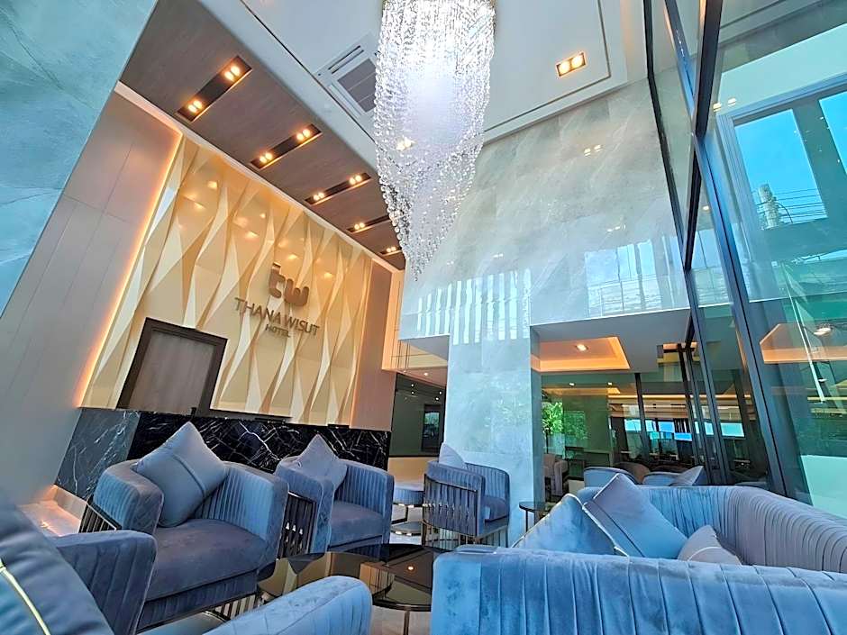 Thana Wisut Hotel