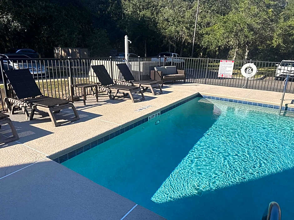 Microtel Inn & Suites By Wyndham Jacksonville Airport