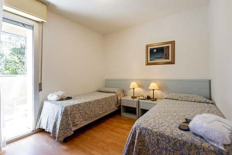 Two Connecting Double Rooms