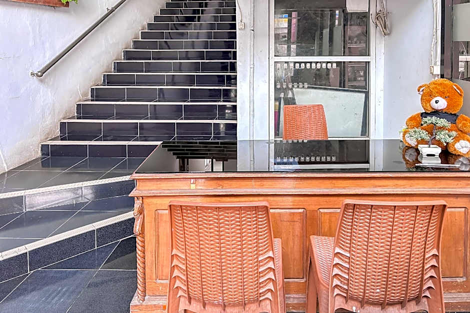 RedDoorz near Alun Alun Subang 2