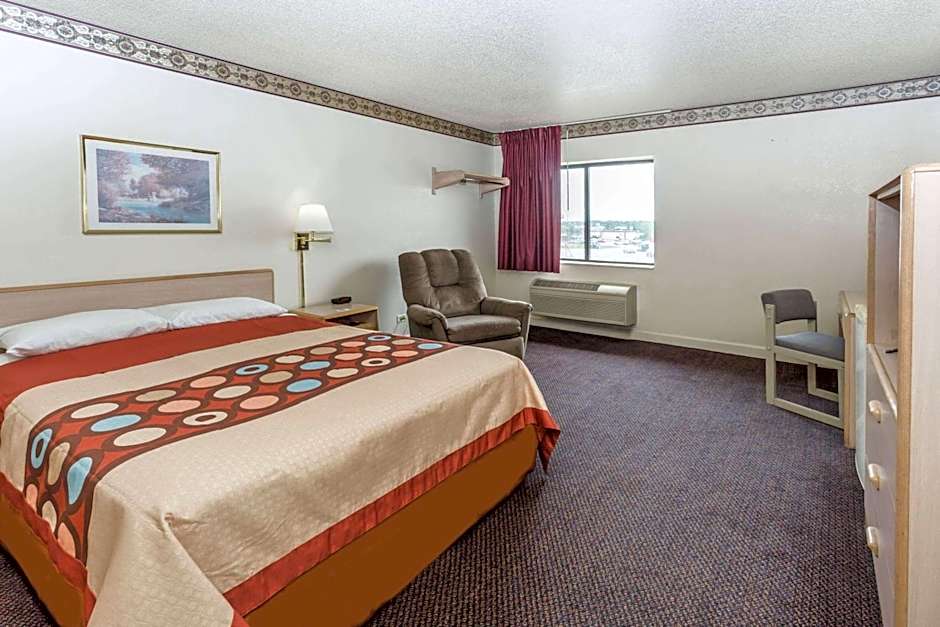 Super 8 by Wyndham Morris