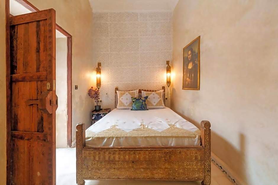 Riad 7 chambres - Petit dejeuner gratuit