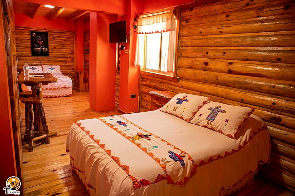 TARAMURI HOTEL & TOURS