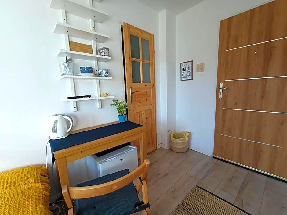 Lemuria Pokój z łazienką Szkolna