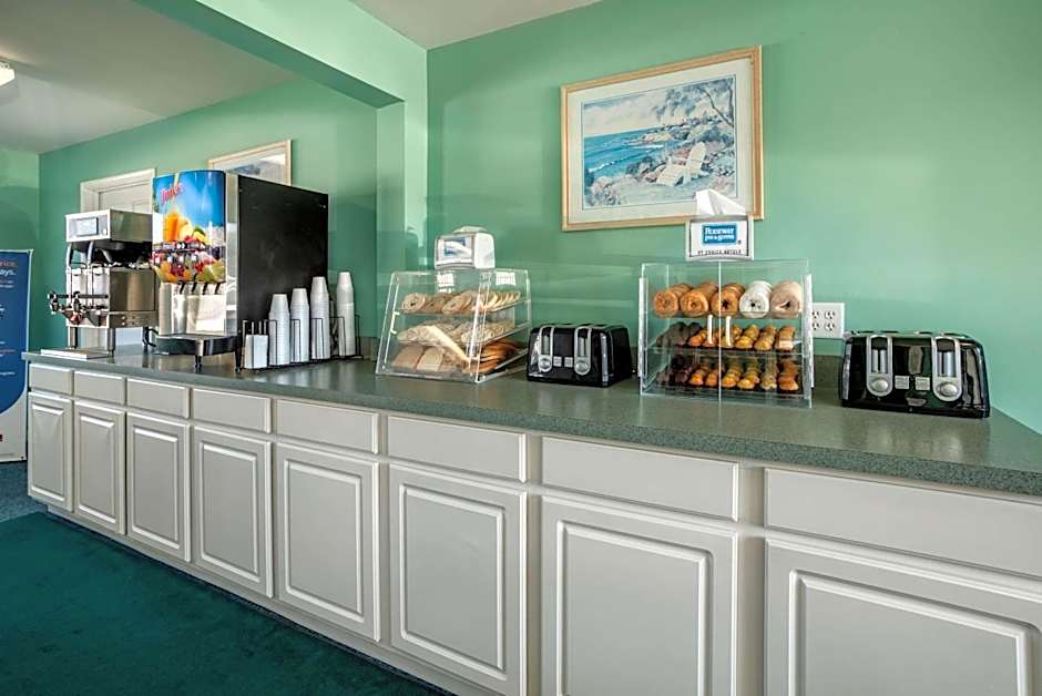 Rodeway Inn & Suites - Rehoboth Beach