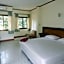 Jinta Hotel Nathon Beach