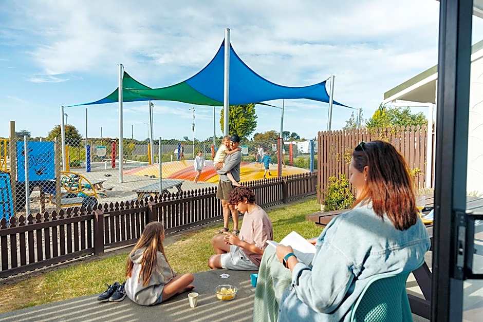 Tāhuna Beach Holiday Park