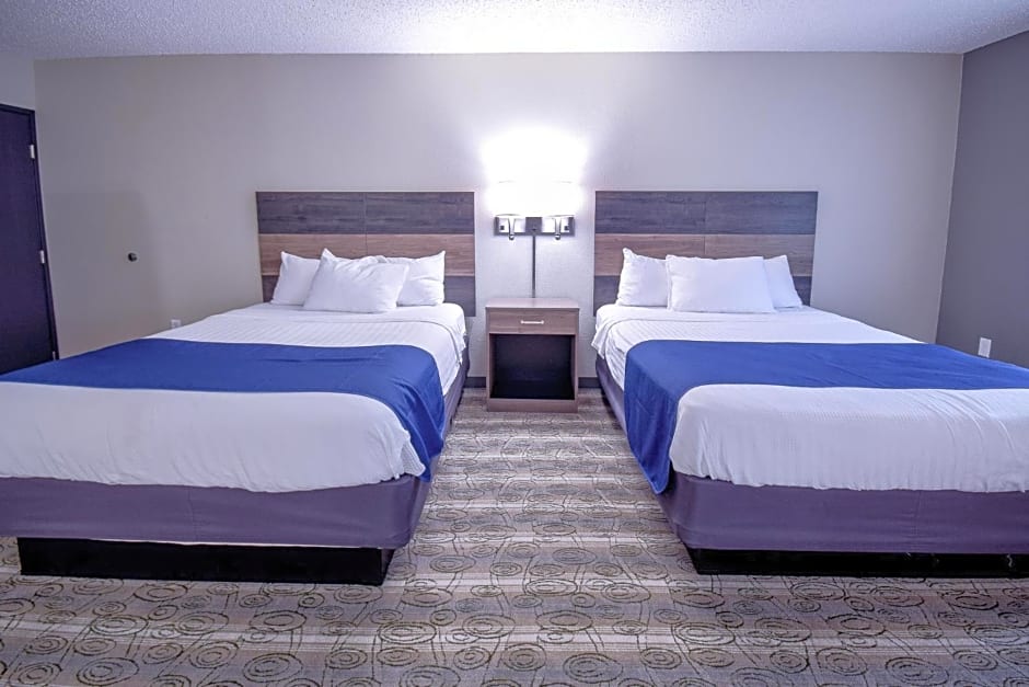 Days Inn & Suites by Wyndham Wisconsin Dells