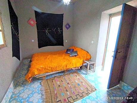 Triple Room with Private Bathroom