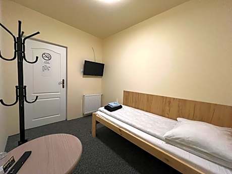 Standard Single Room with Shared Bathroom