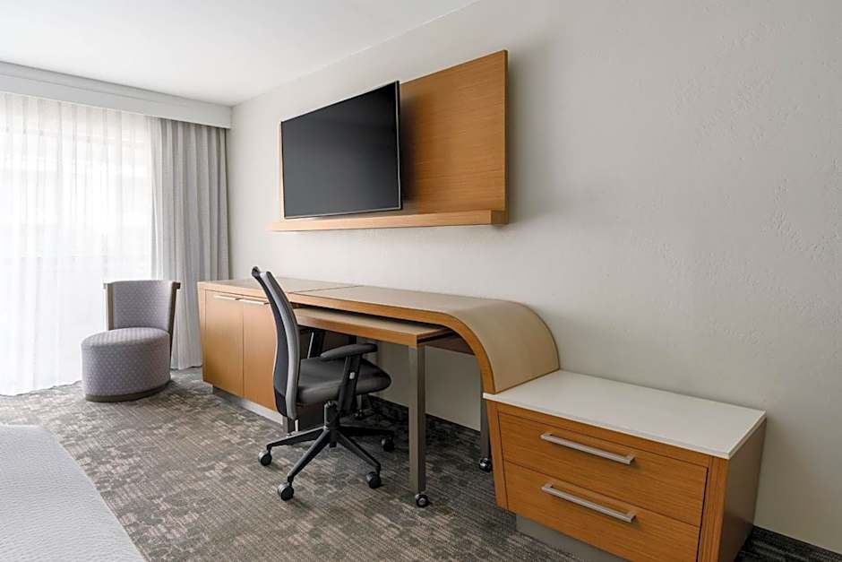 Courtyard by Marriott Orlando Lake Buena Vista at Vista Centre