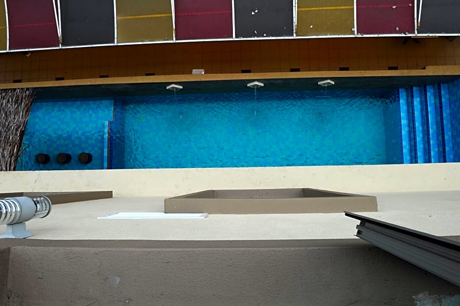 Sea Lion Firefly Concept Hotel