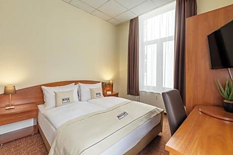 Hotel Engelbertz - Yggotel Pirol