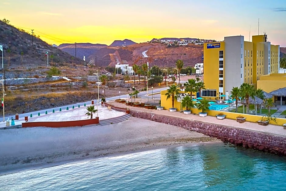 City Express by Marriott La Paz