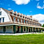 Sheridan Inn, B/W Signature Collection