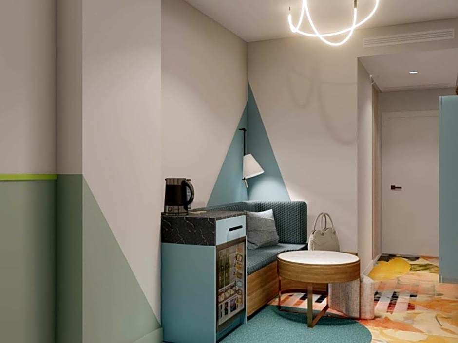 The Clarence Hotel Sydney