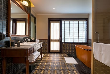 Pool View Veranda Suite, Club Wing