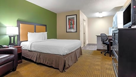 Queen Room - Disability Access