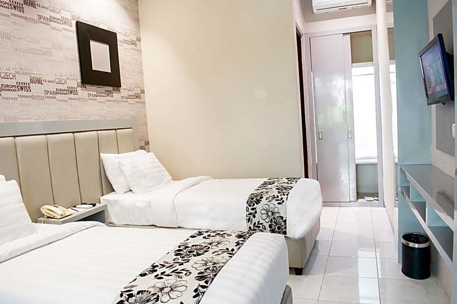 Luminor Hotel Jember by WH