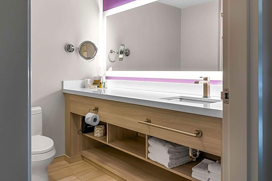 Best Western Premier Winnipeg East