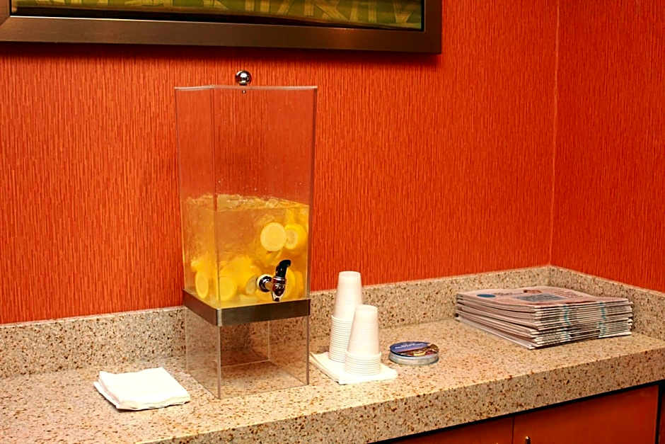 Fairfield Inn & Suites by Marriott Fairmont