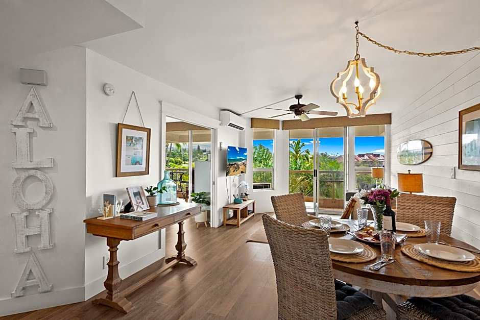 Top 5 Home with King Bed Plus Steps to Beach & Shops