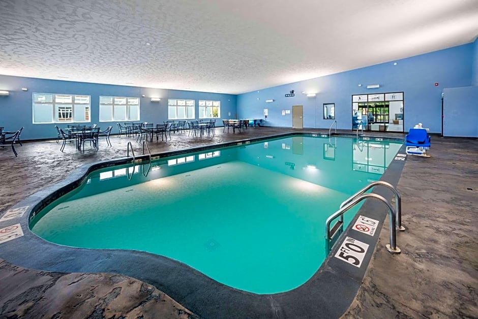 AmericInn by Wyndham Green Bay Near Stadium