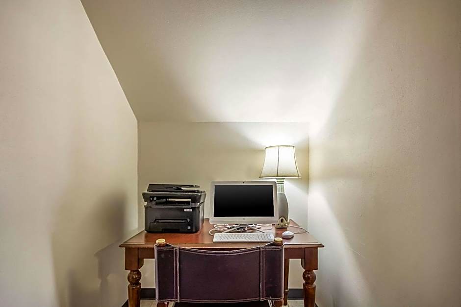 Econo Lodge Waupaca