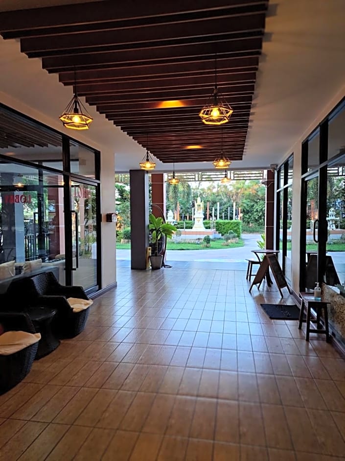 Sakura Boutique Hotel