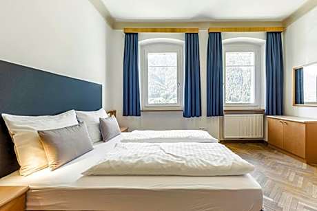 Three-Bedroom Premium Apartment with Balcony