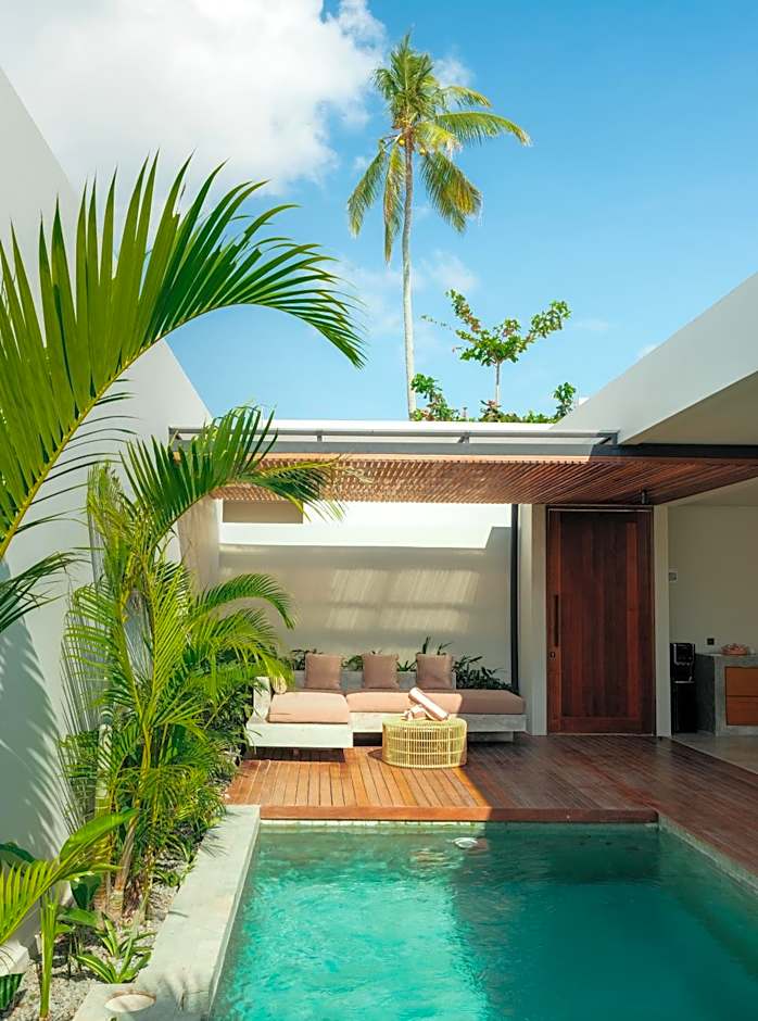 Suku Lifestyle Hotel & Villas