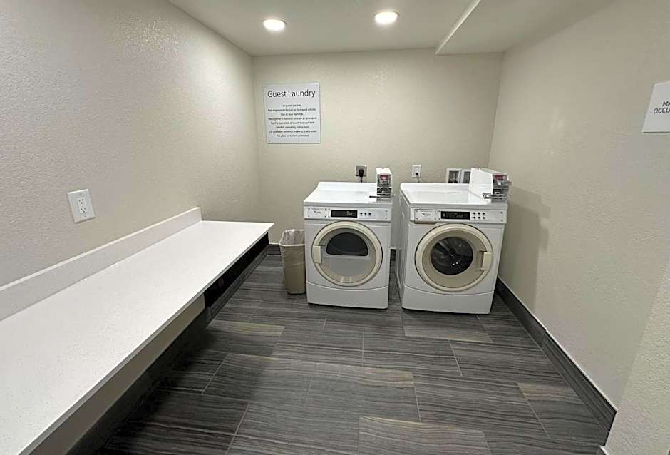 Holiday Inn Express & Suites Eden Prairie  Minneapolis By IHG