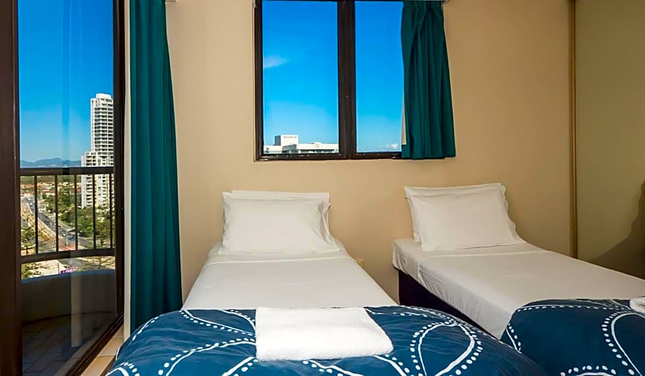 Aristocrat Apartments