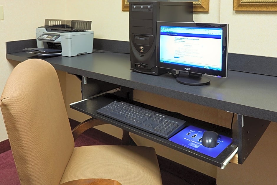 Holiday Inn Express Hotel & Suites Pell City By IHG